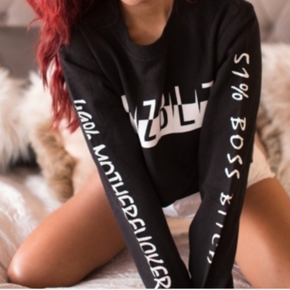 HLZ BLZ Graphic Print Crop Top - Picture 2 of 4